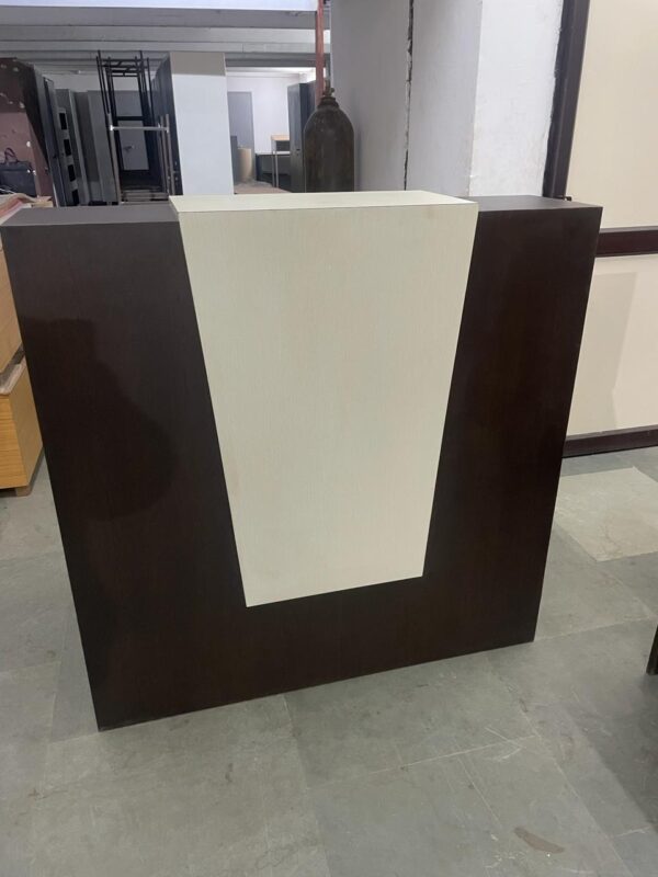 Reception Table 3